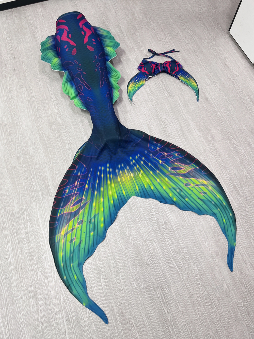 Aquarium Fish Usa - New Adult Mermaid Tail Fish Tail